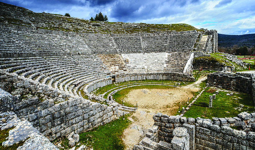 46 theato dodonis