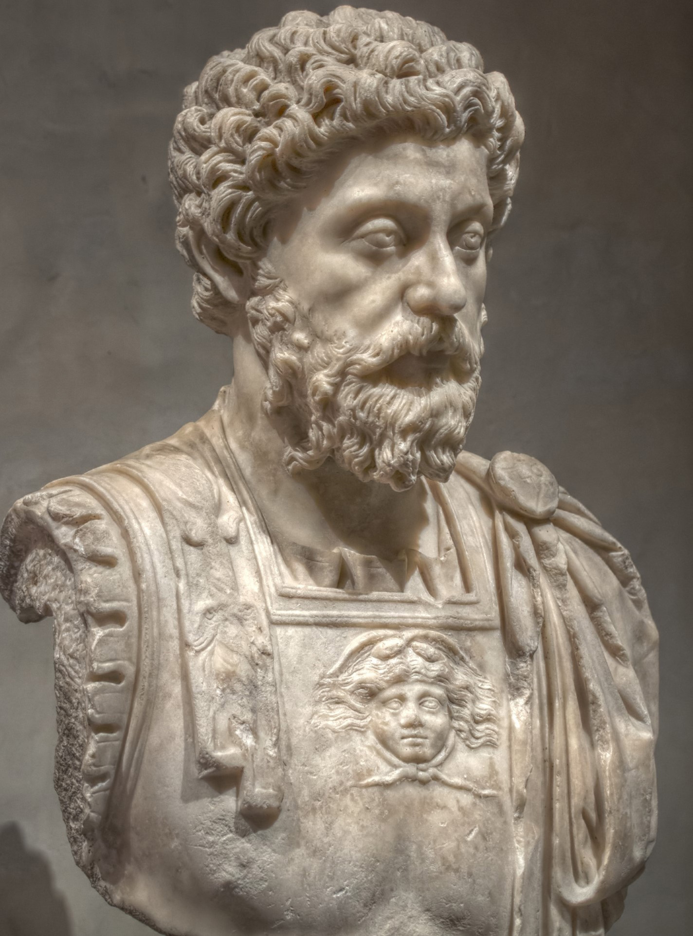 14 aurilios